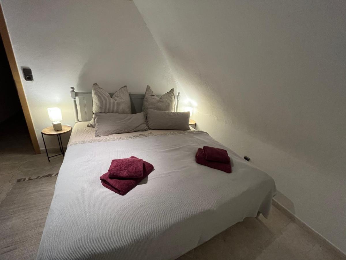 Schoene Wohnung In Ruhiger Laendlicher Lage Heidenheim  Luaran gambar
